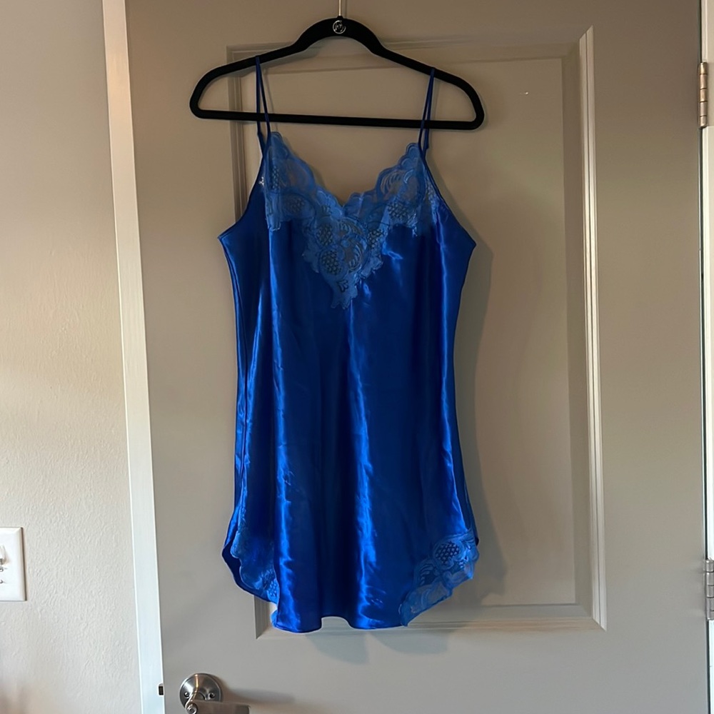 Vintage Victoria’s Secret slip dress